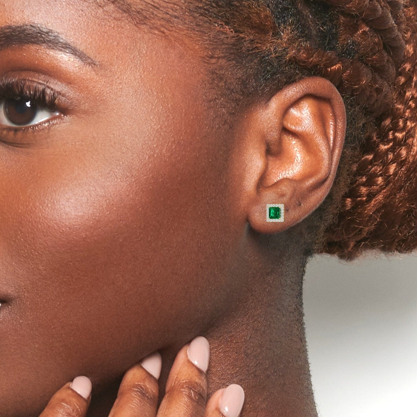 Emerald & Diamond Halo Stud Earrings - Yu