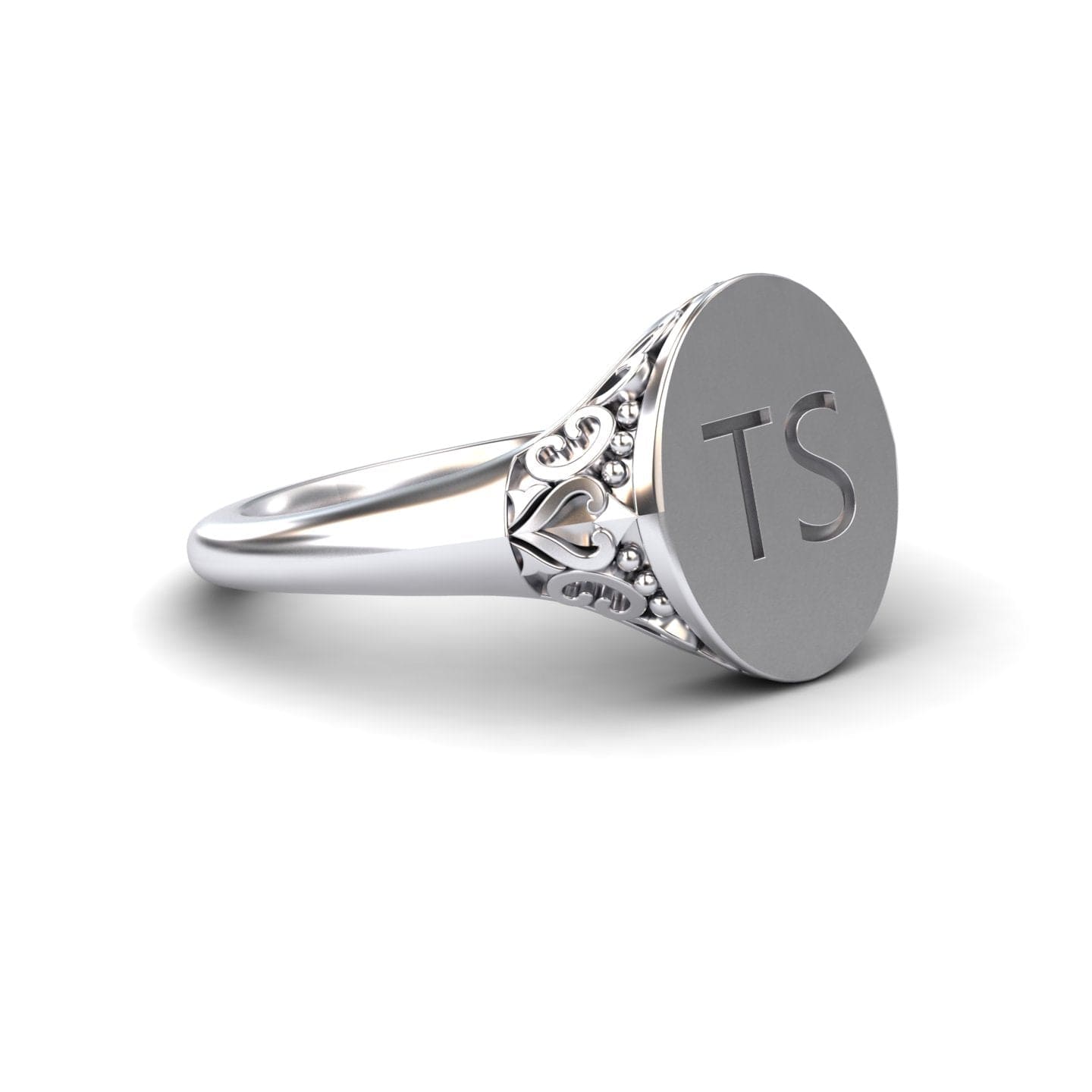 Classic Oval Signet Ring - Nazia